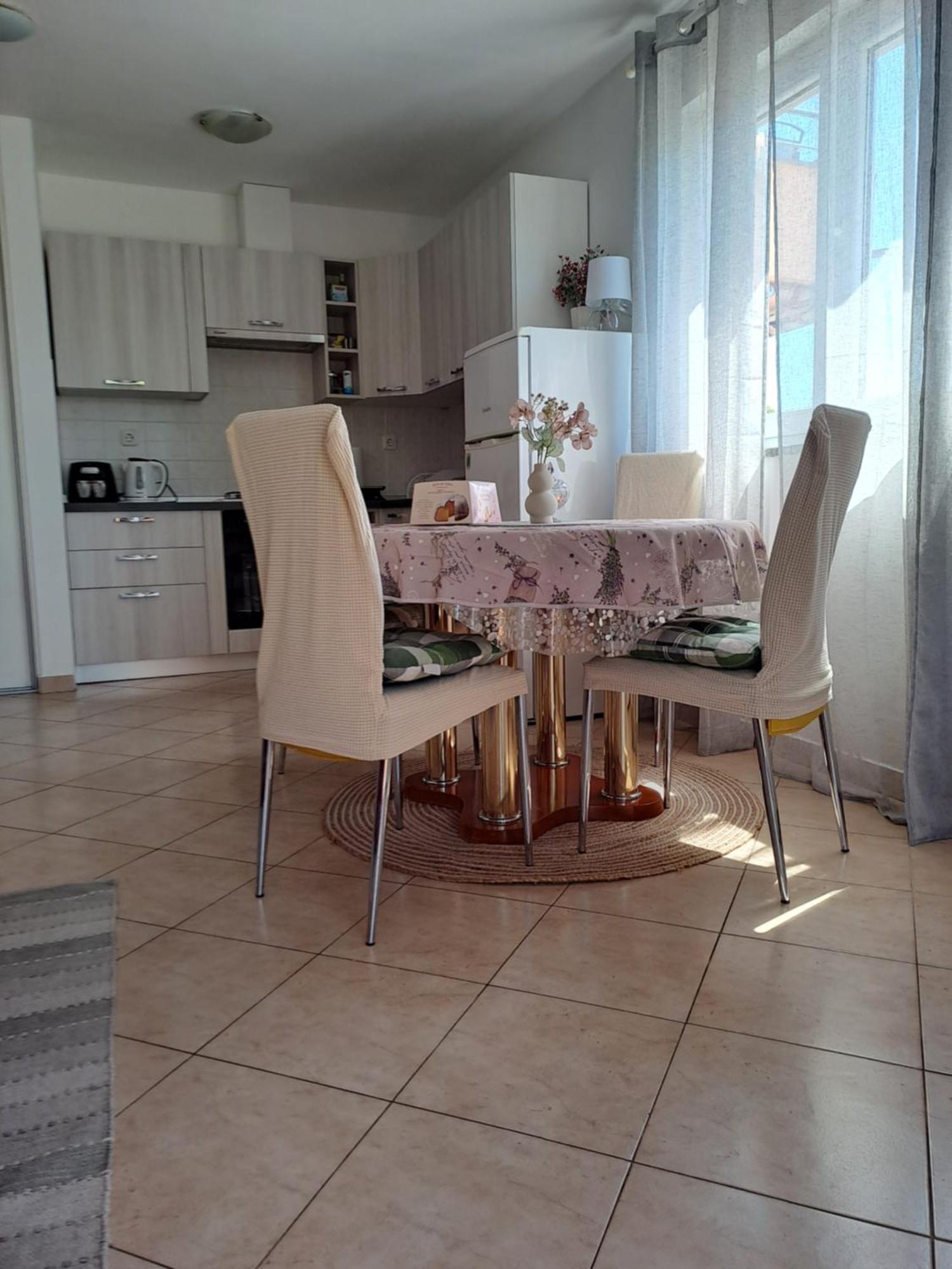 Apartman Valbandon Fažana Eksteriør bilde